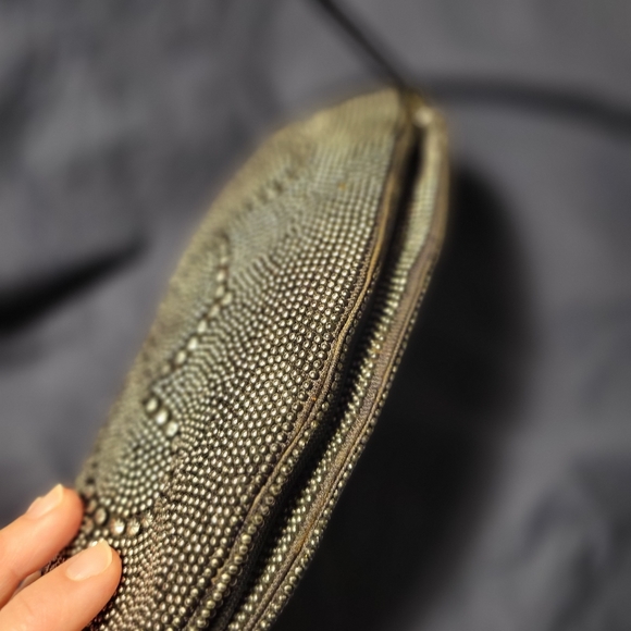 Clutch or shoulder bag metal studded beading - Picture 4 of 8